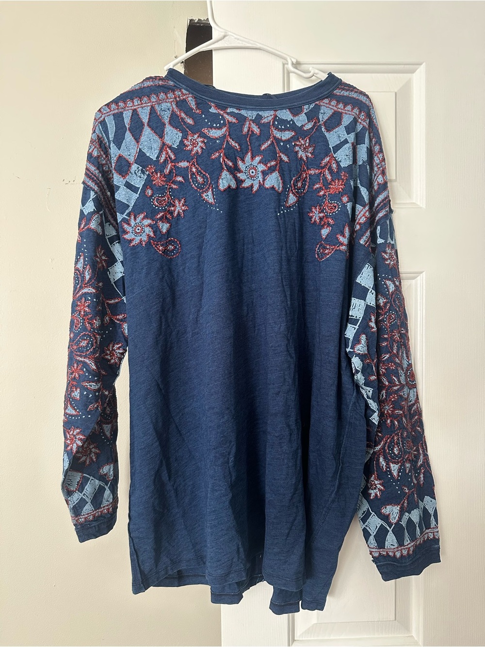 Free People Long Sleeve Top 💙 - Picture 2 of 2